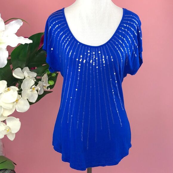 Daytrip Buckle Cobalt Blue Sequined Scoop Neck Top - Picture 1 of 14